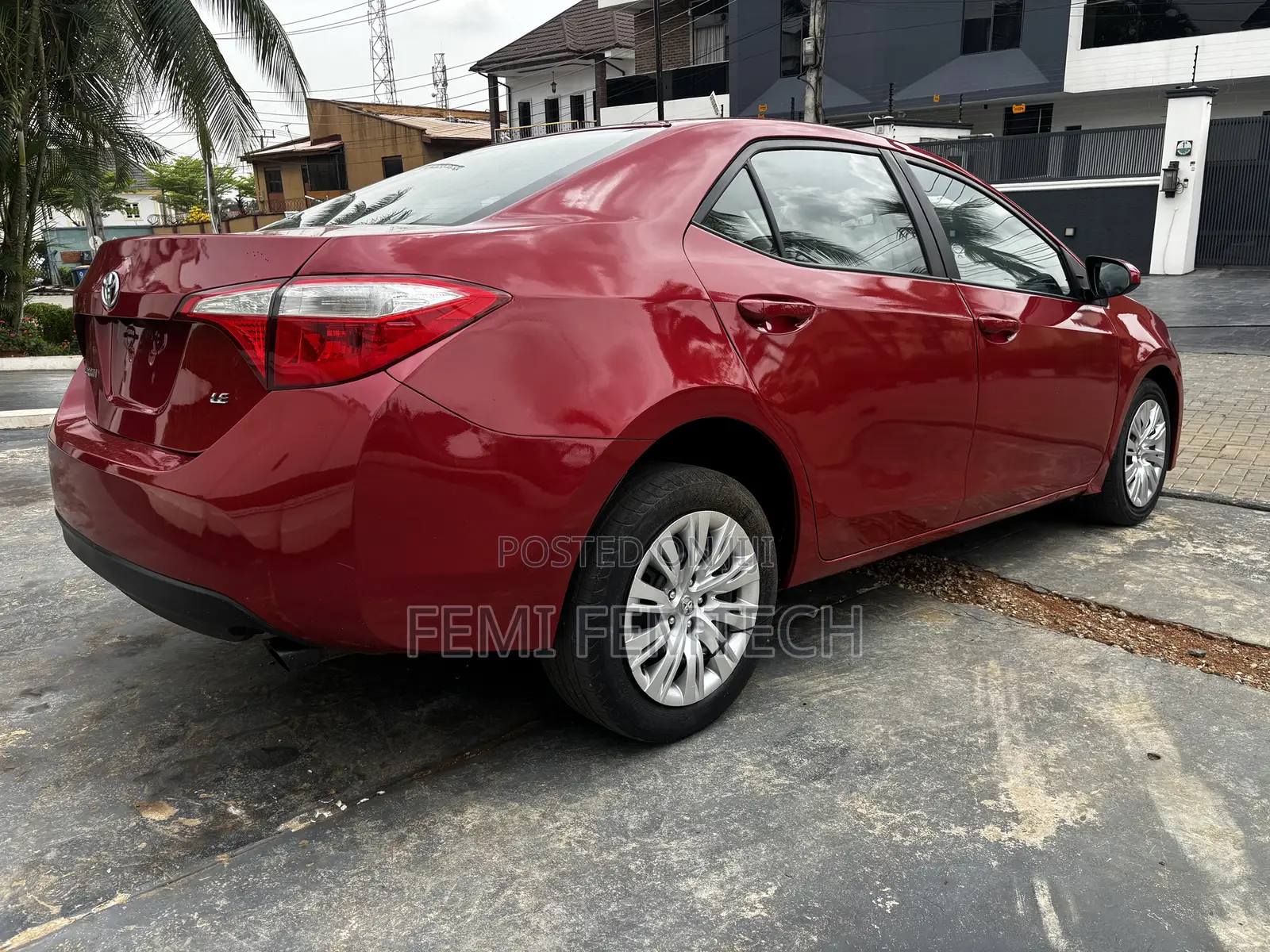 Toyota Corolla LE 4dr Sedan (1.8L 4cyl CVT) 2016 Red