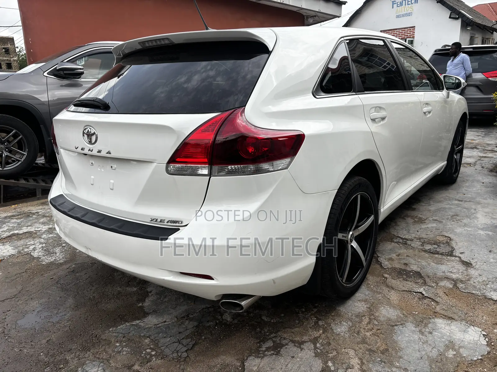 Toyota Venza XLE 2016 White