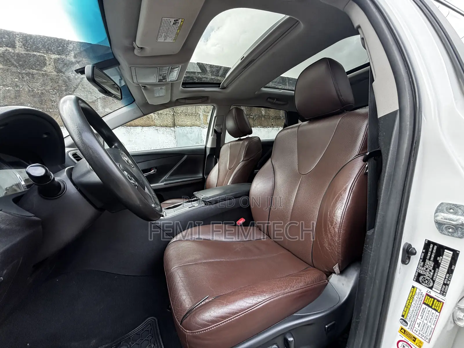 Toyota Venza XLE 2016 White