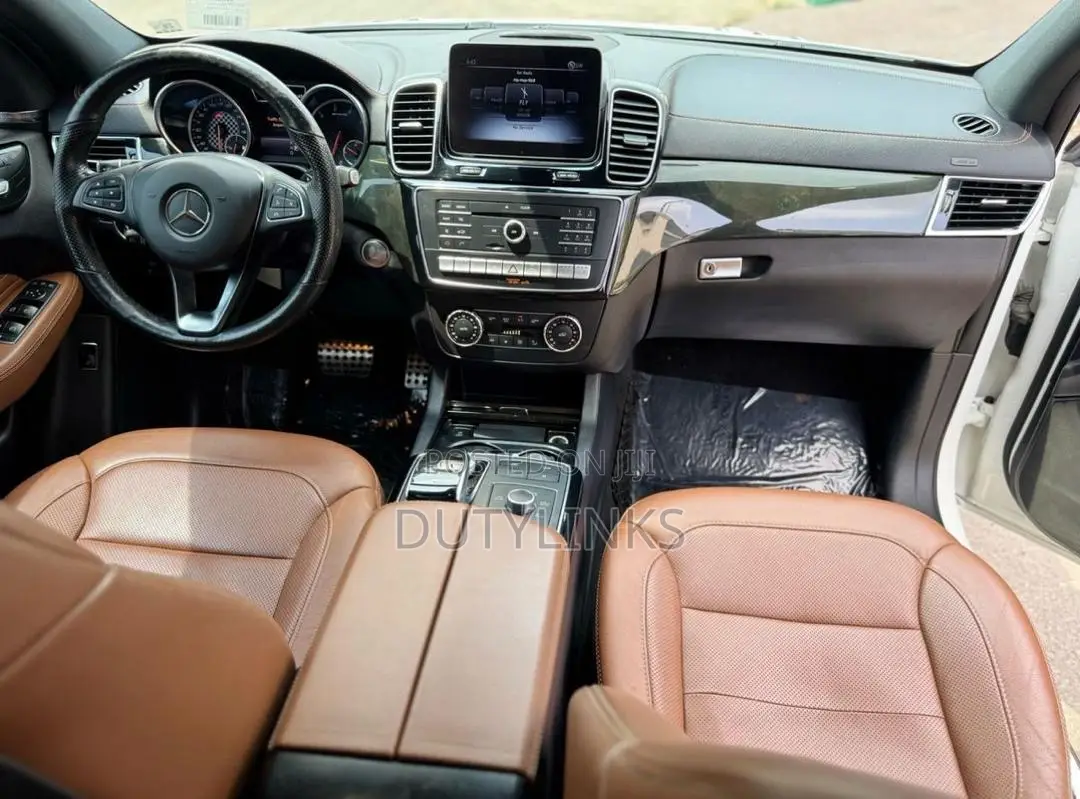 Mercedes-Benz GLE-Class AMG GLE 43 4MATIC 2019 White