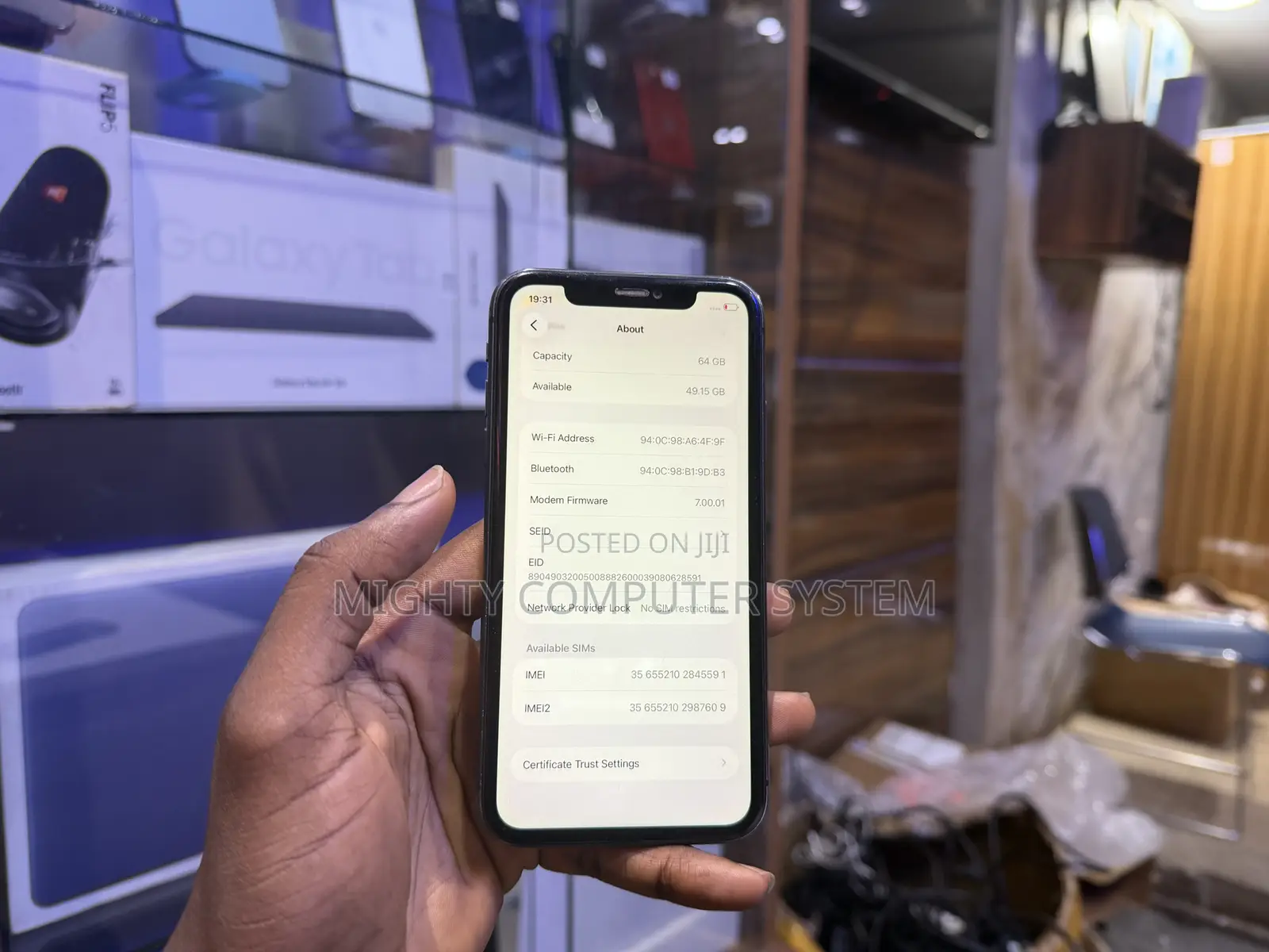 Apple iPhone 11 64 GB Black