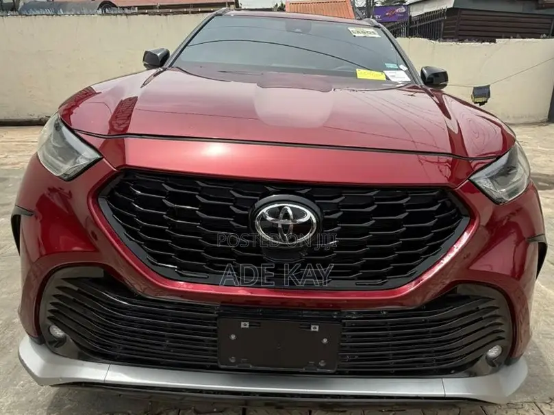Toyota Highlander XSE FWD 2023