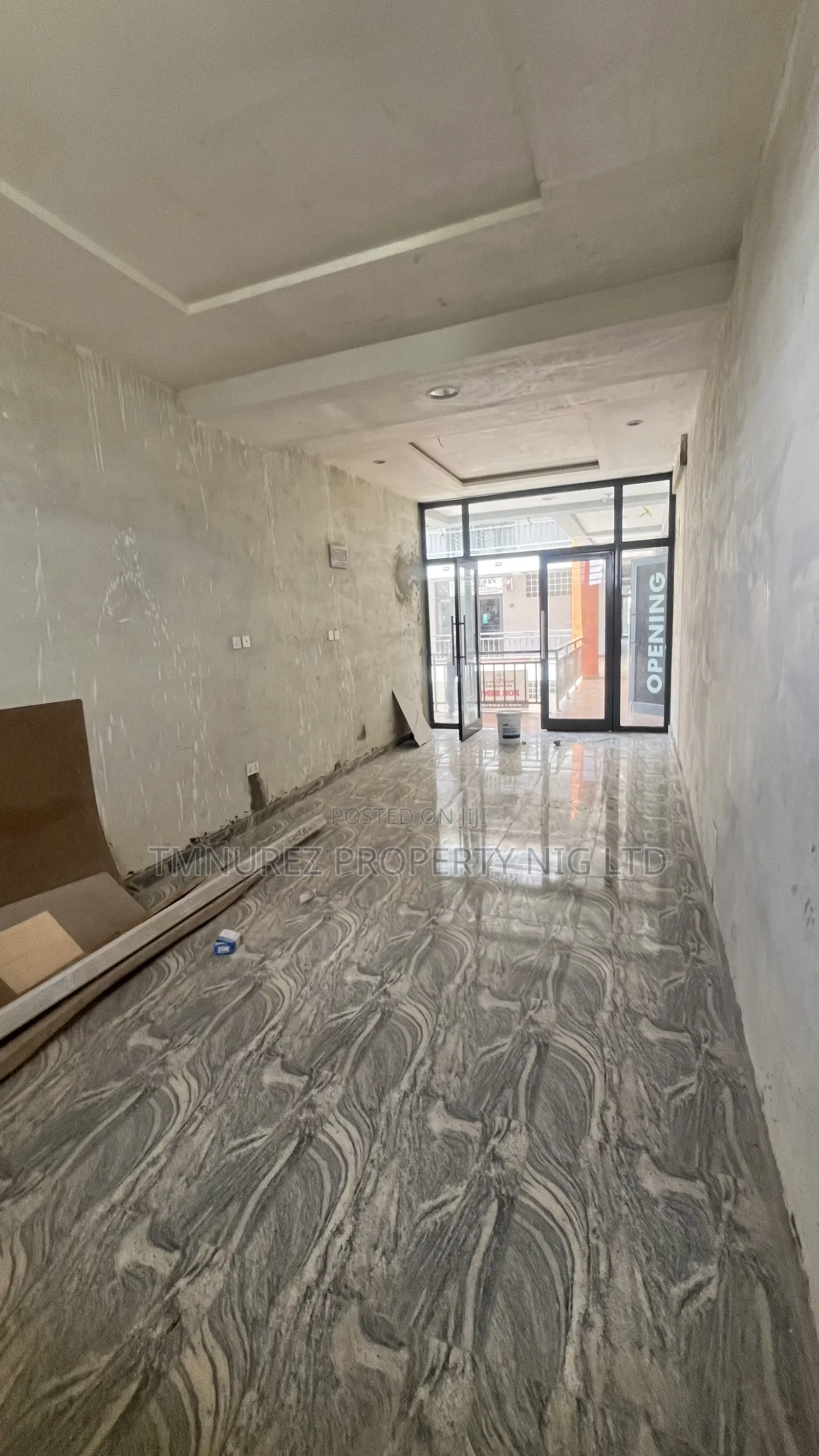 Shop Space to Let