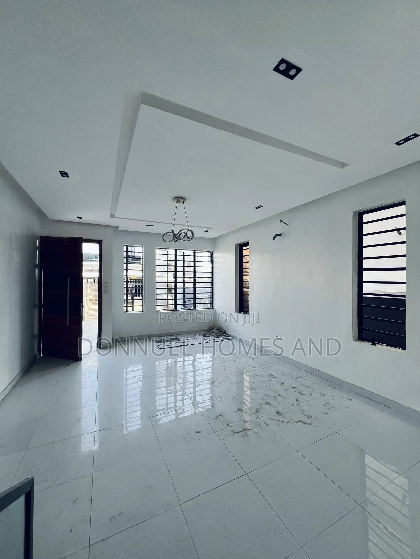 4bdrm Duplex in Ikota for rent