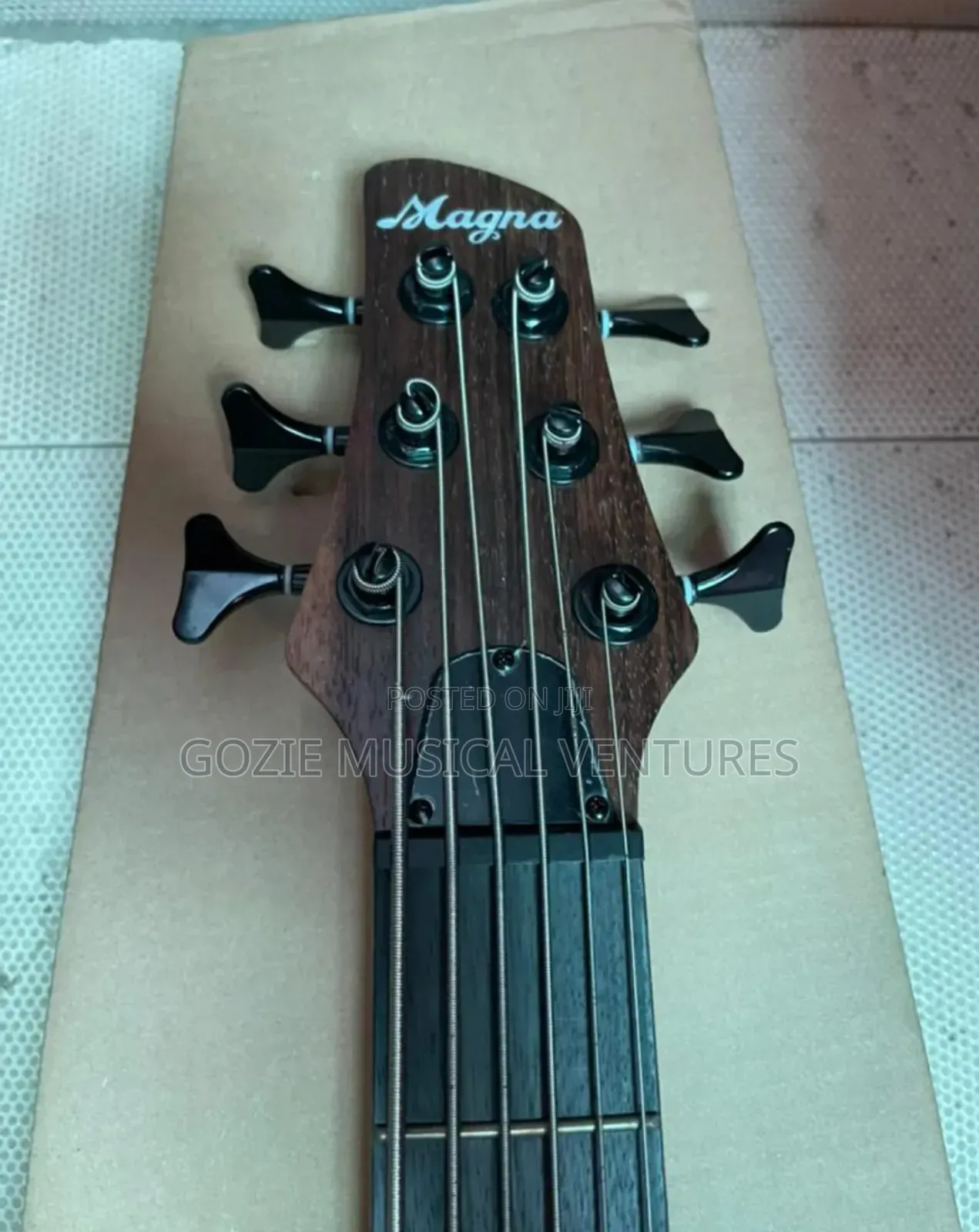 24frets Magna 6-Strings Electric Bass Guitar Active Bass Wood Colour