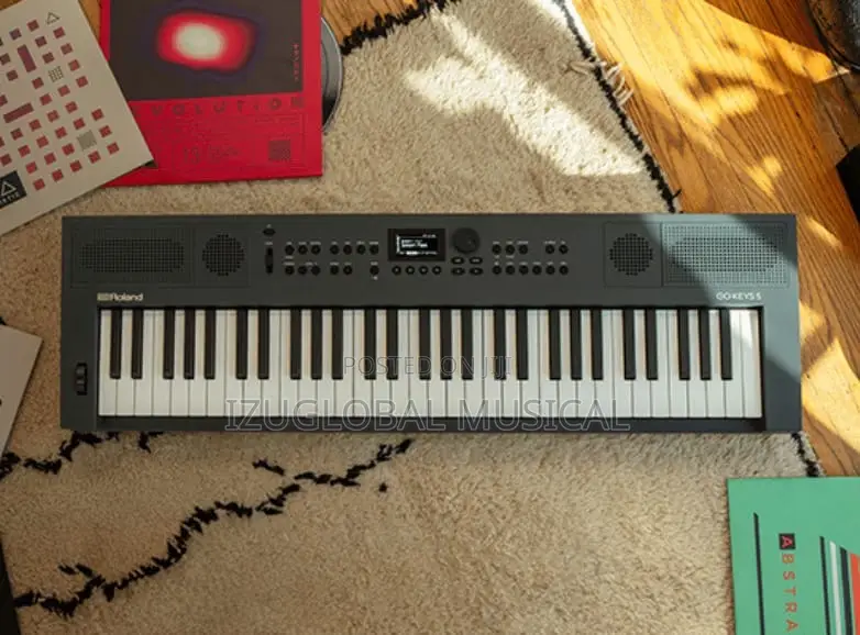 Roland Go:Keys 5 Music Creation Keyboard 61 Keys Zen Core Engine