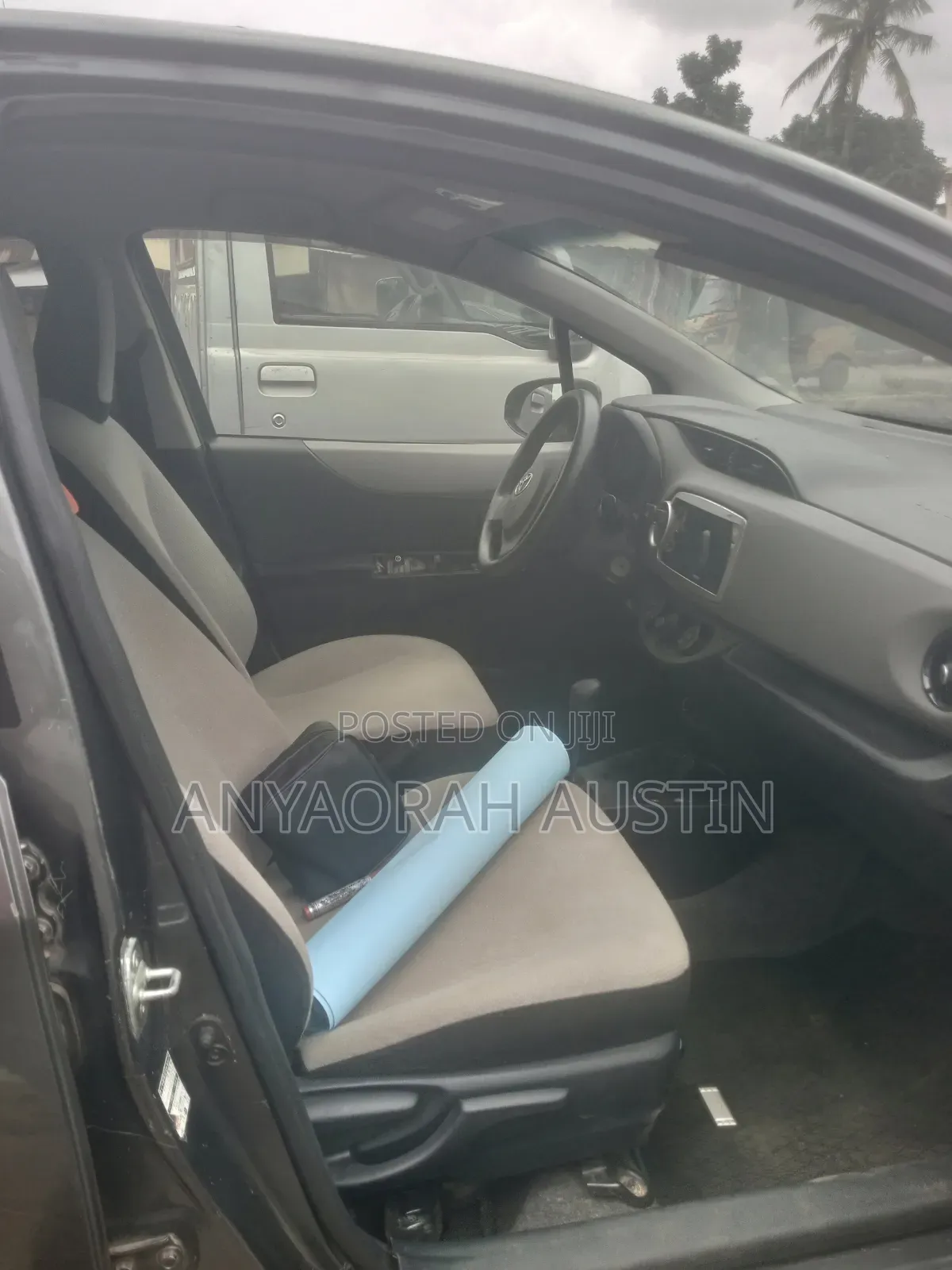 Toyota Vitz 2012 Gray