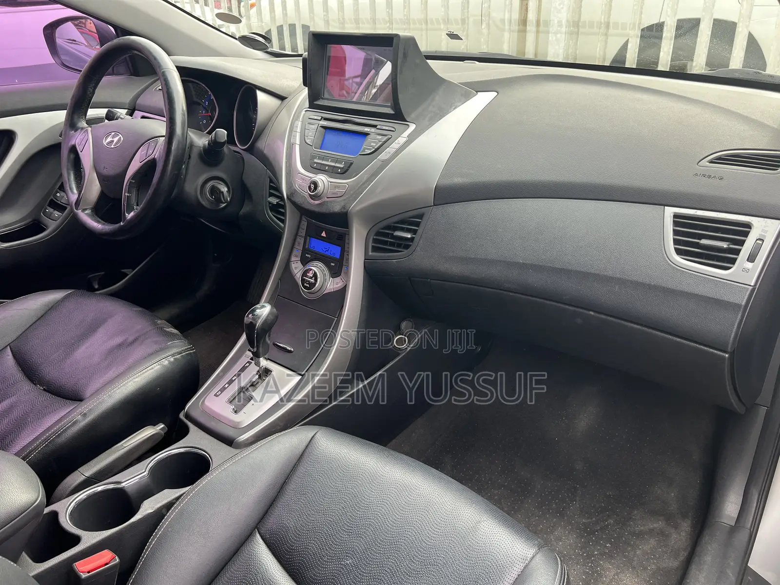 Hyundai Avante 2012 Silver