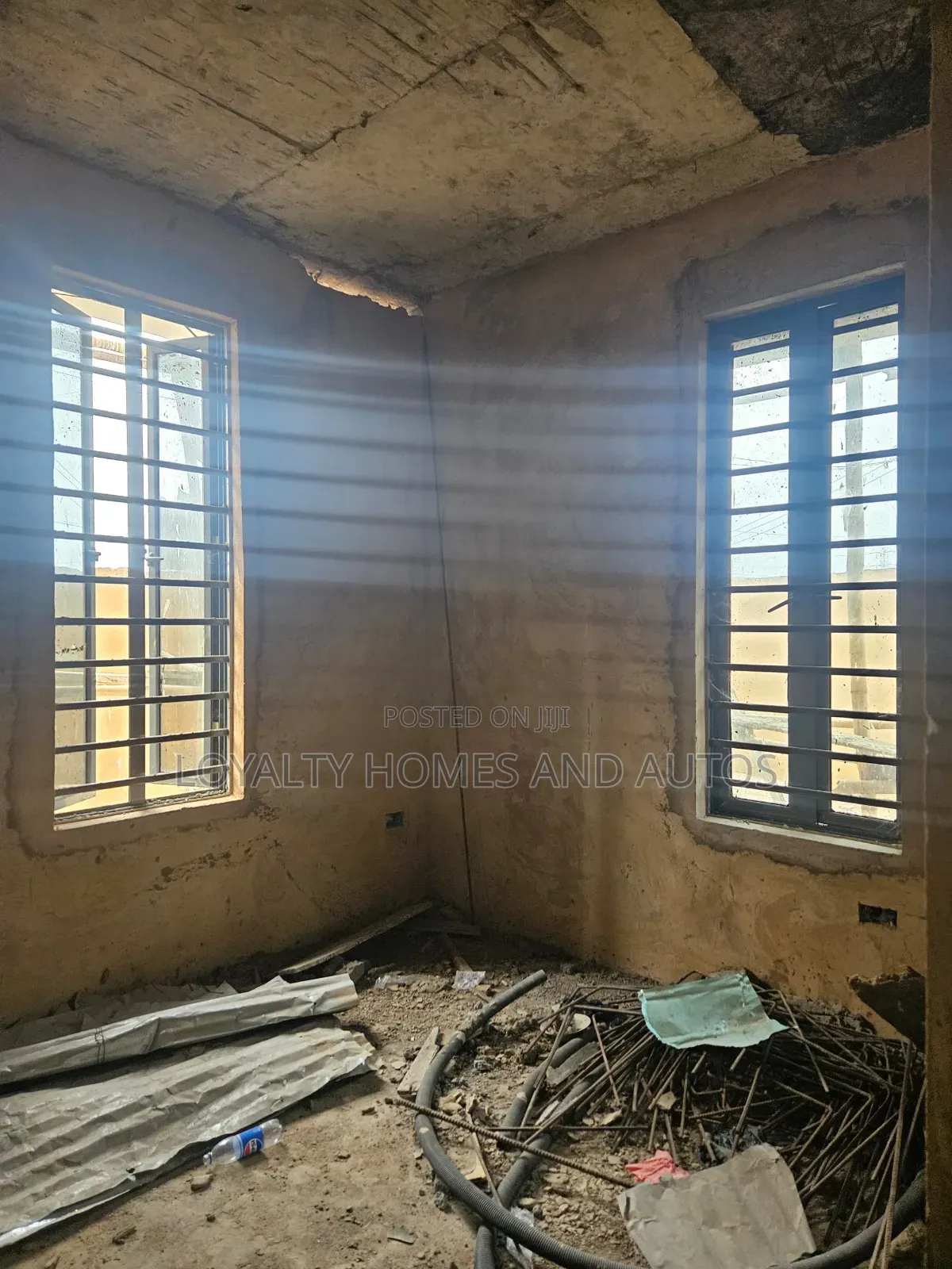 5bdrm House in Agboyi/Ketu for sale