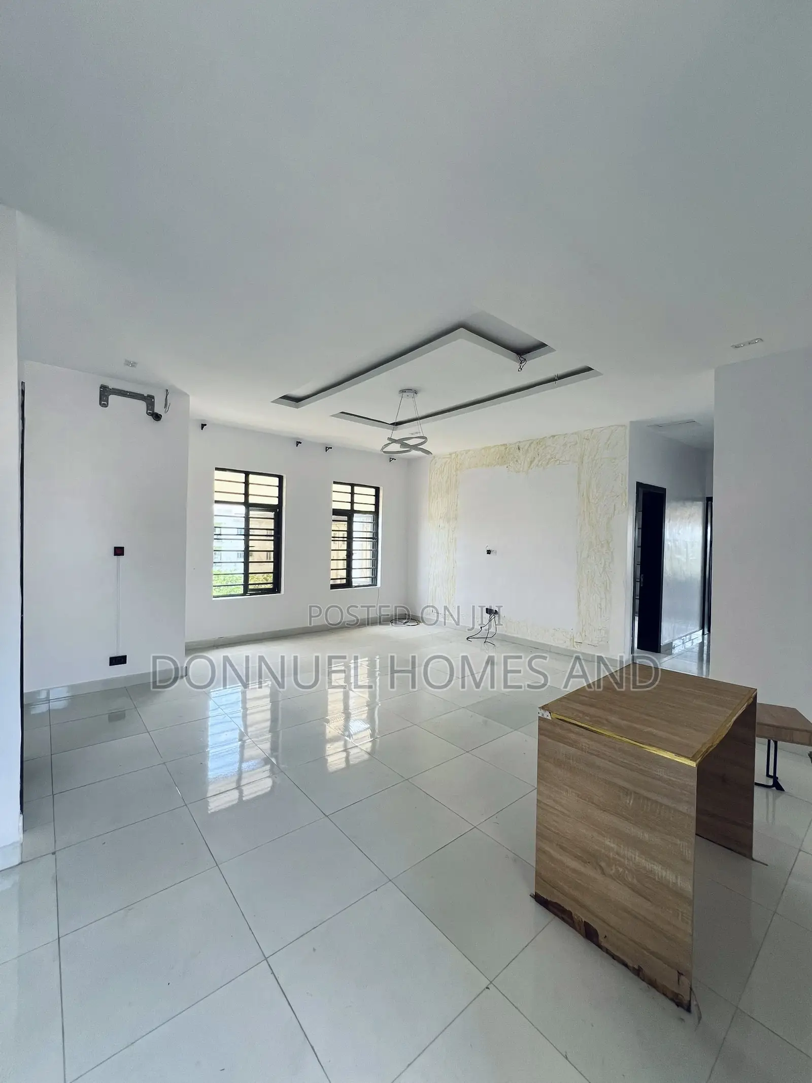 2bdrm Apartment in Lekki Expressway for rent