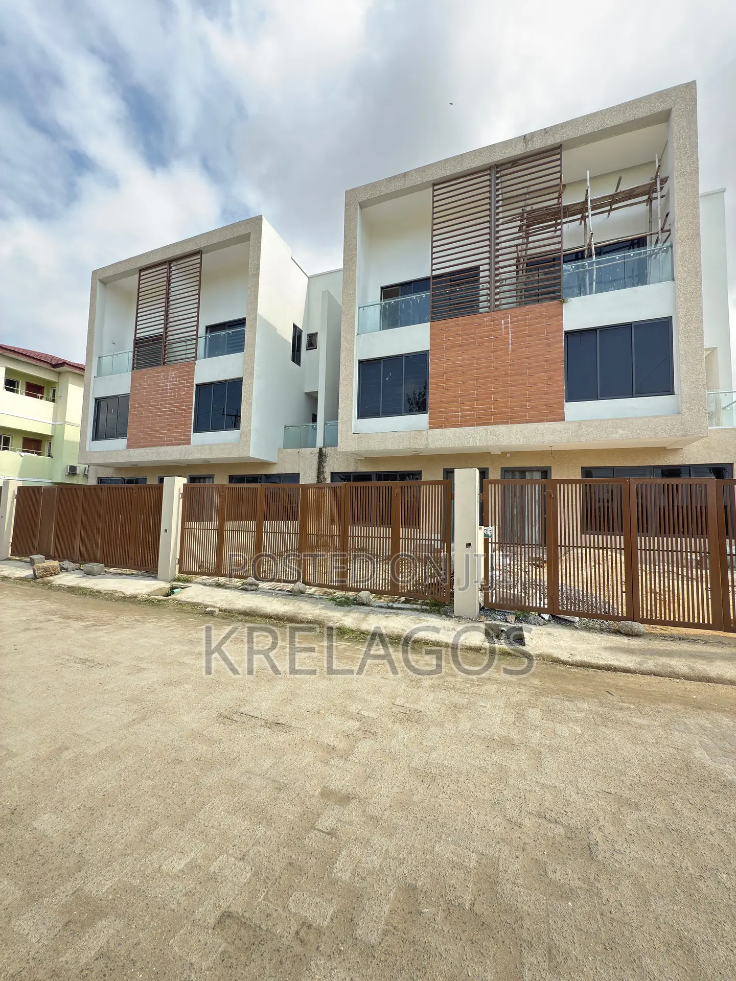 4bdrm Duplex in Ikate for rent