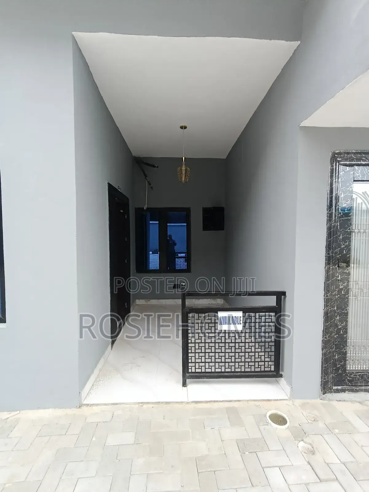 2bdrm Block of Flats in Treasure Estate, Sangotedo for sale
