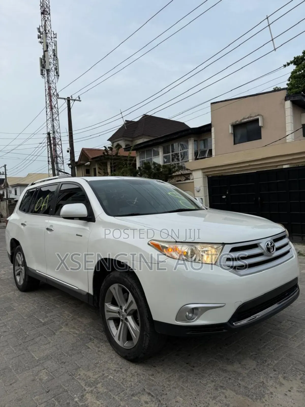 Toyota Highlander Limited 2012 White