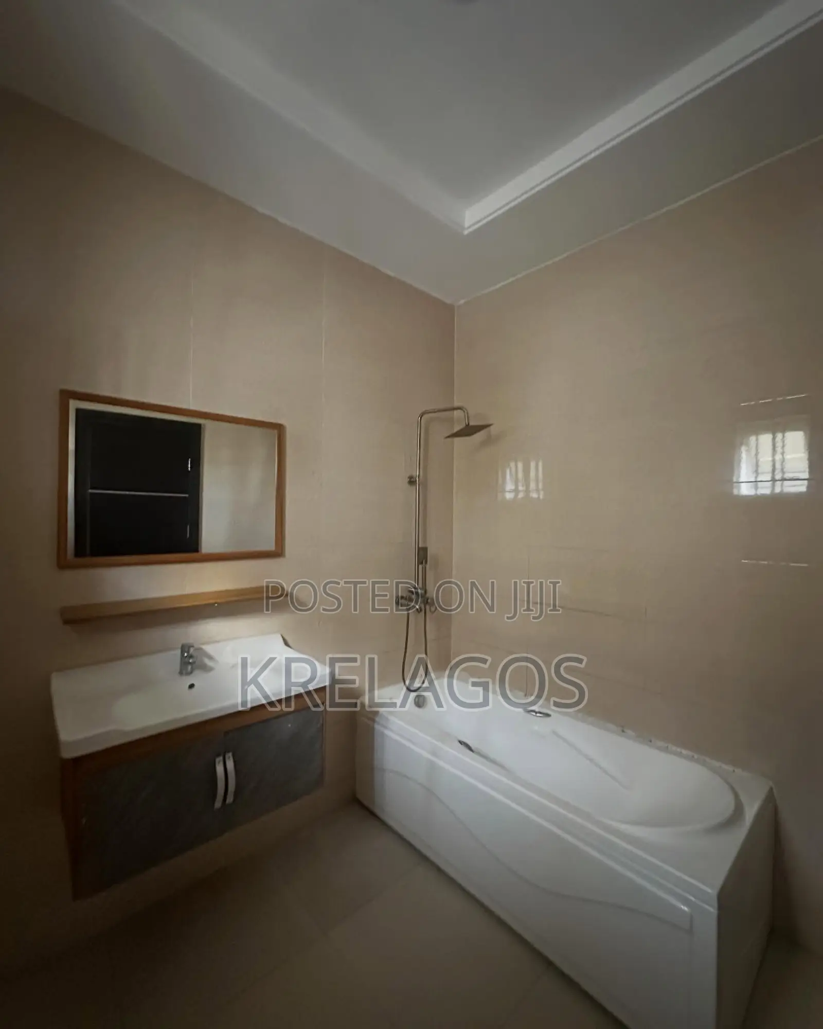5bdrm Duplex in Ikate for rent