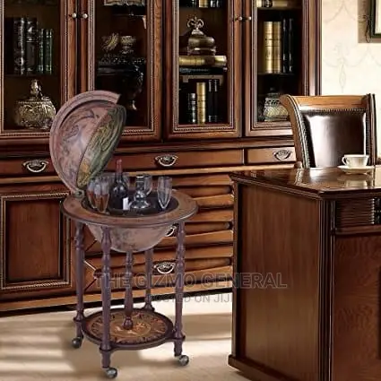 Design Toscano Sixteenth-Century Italian Replica Globe Bar