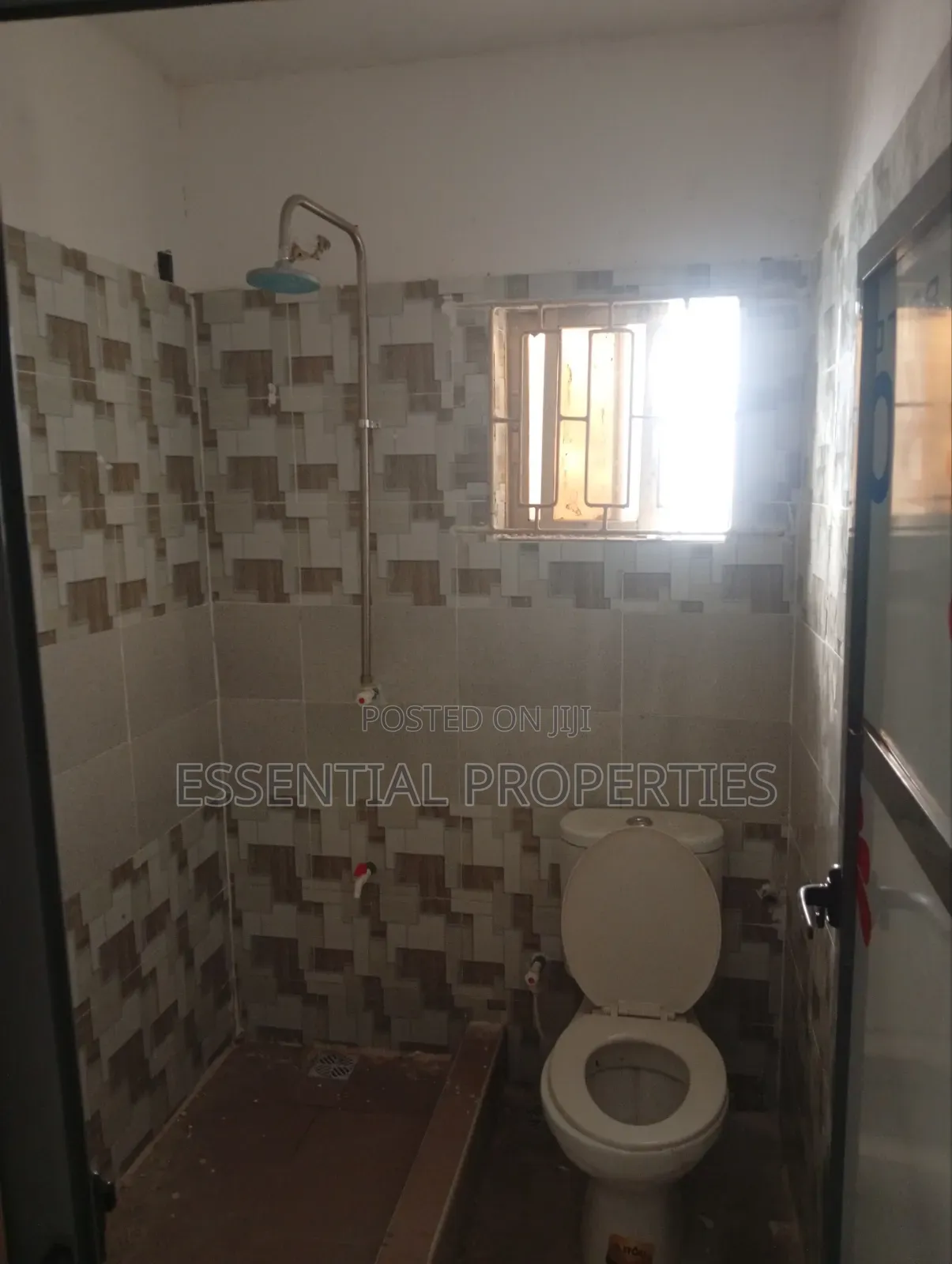 Studio Apartment in Toyin Street for rent
