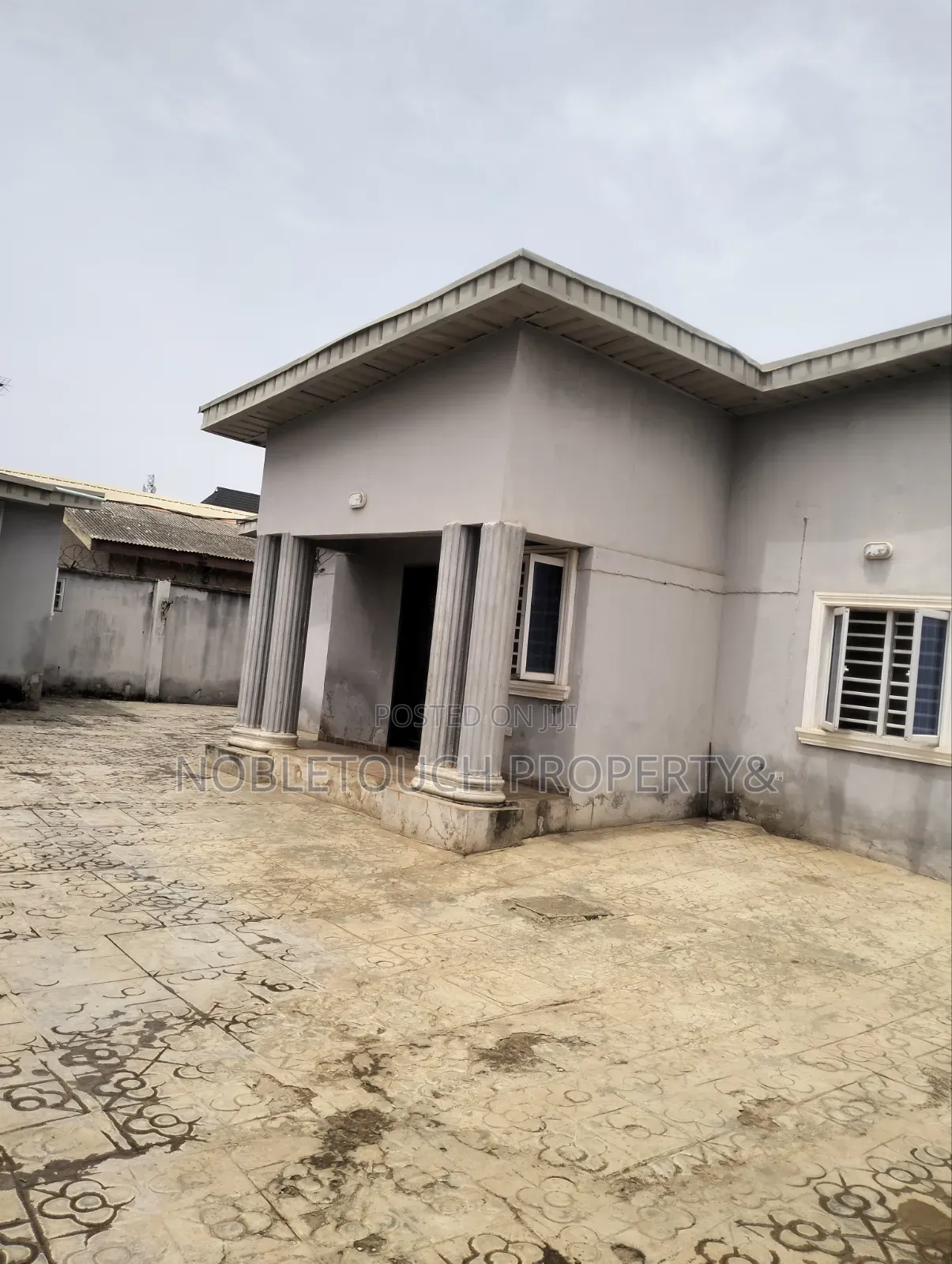 2bdrm Bungalow in Baruwa Ipaja Lagos for sale