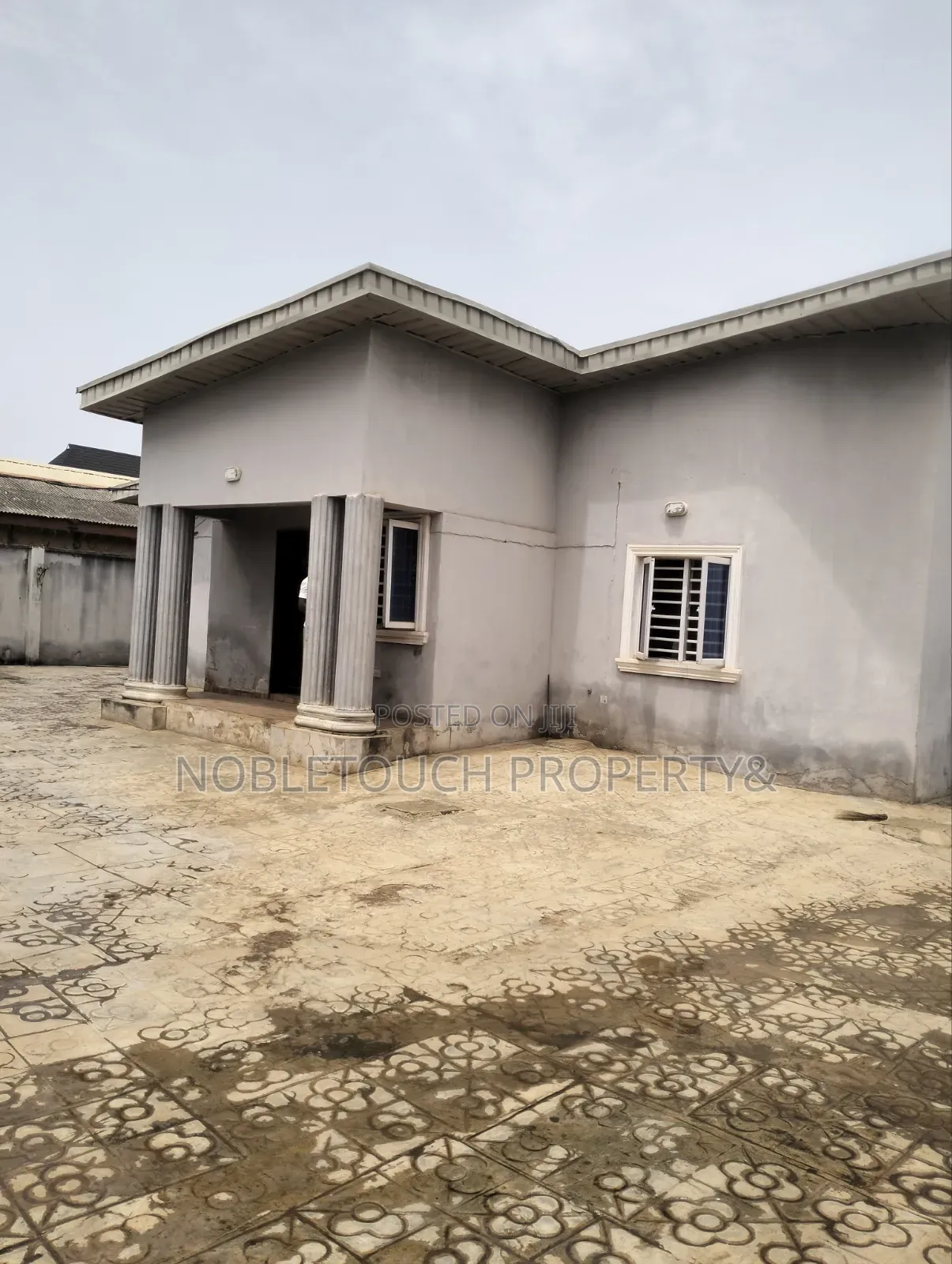 2bdrm Bungalow in Baruwa Ipaja Lagos for sale