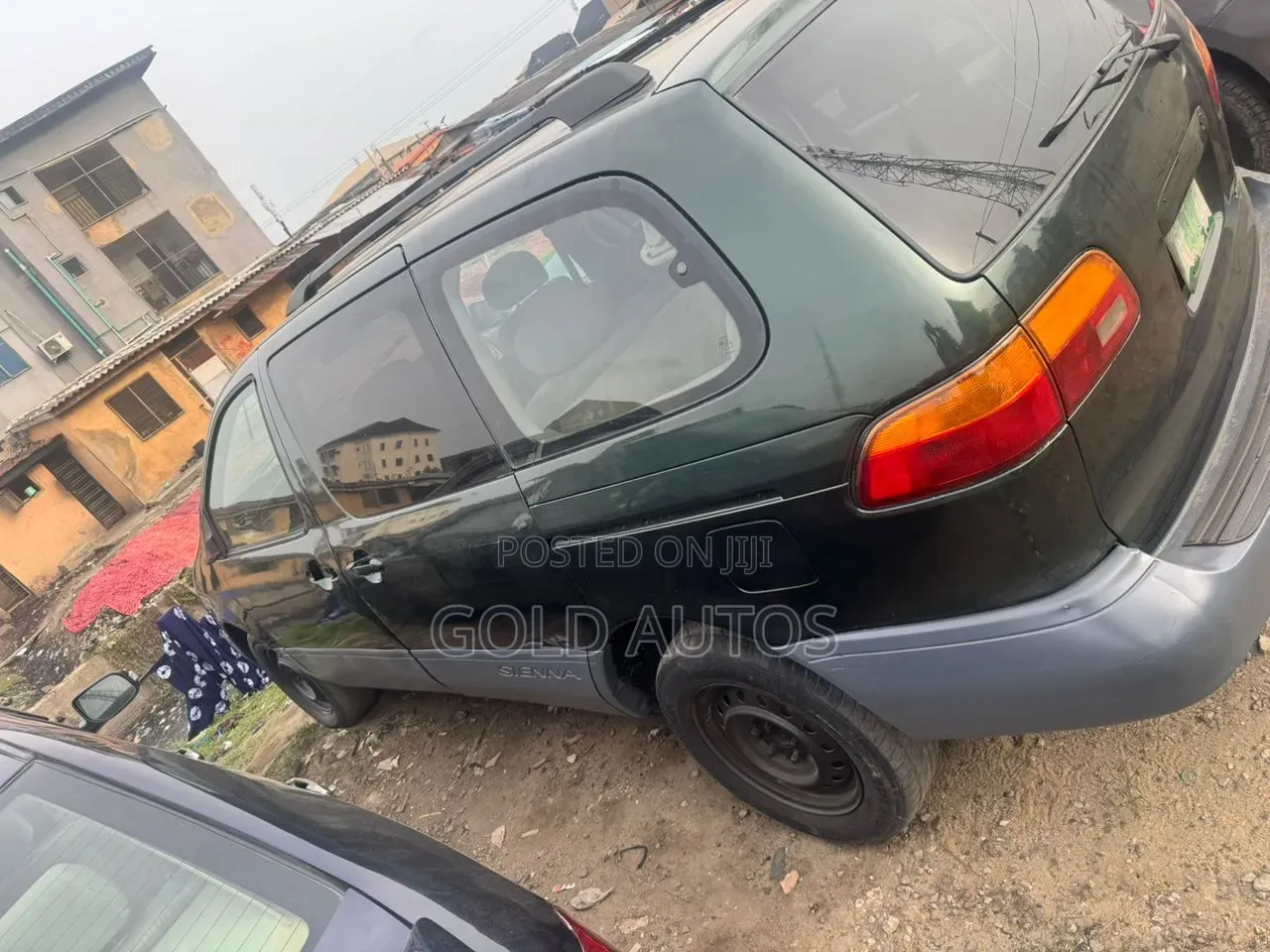 Toyota Sienna 1999 Green