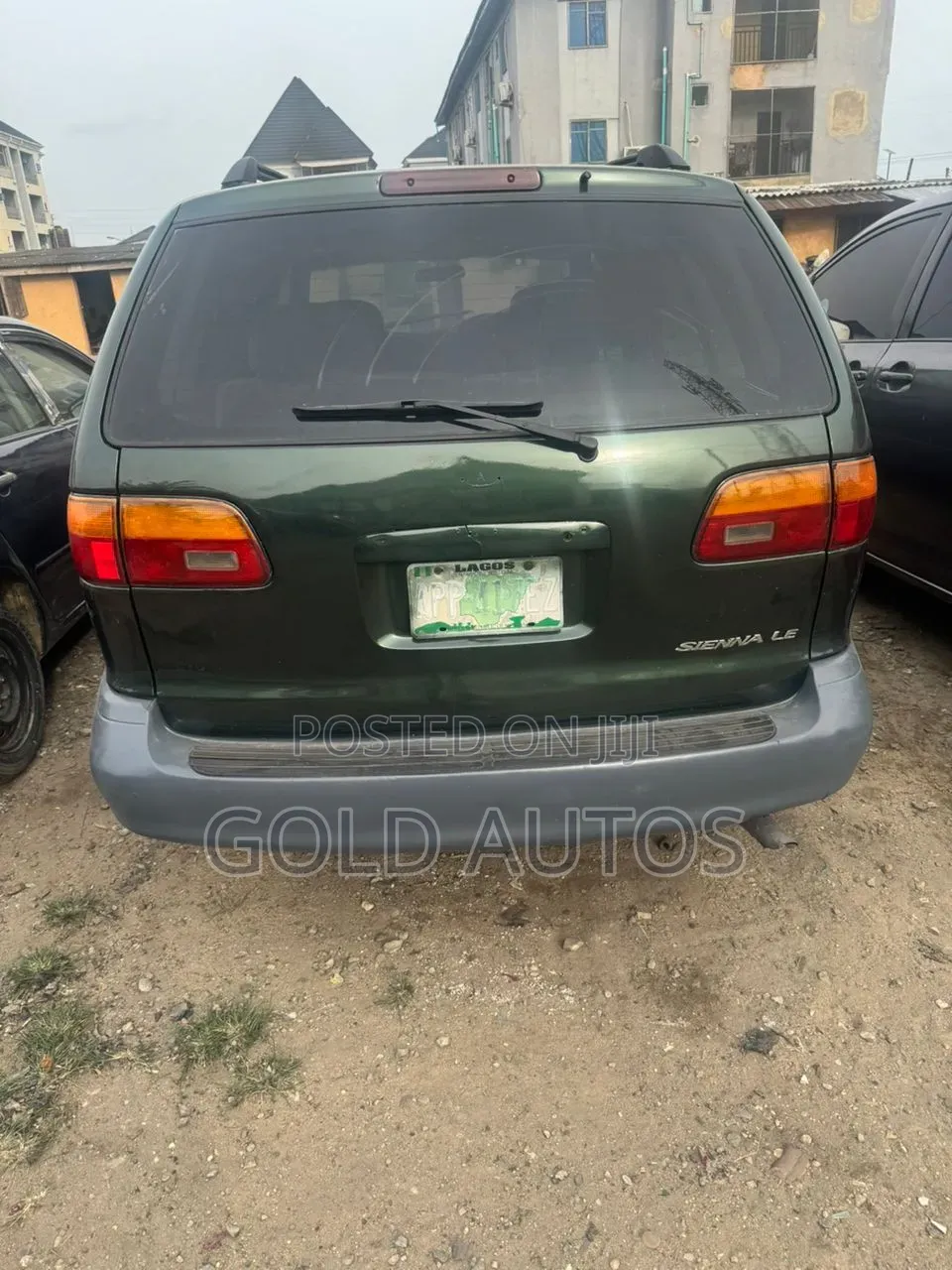 Toyota Sienna 1999 Green