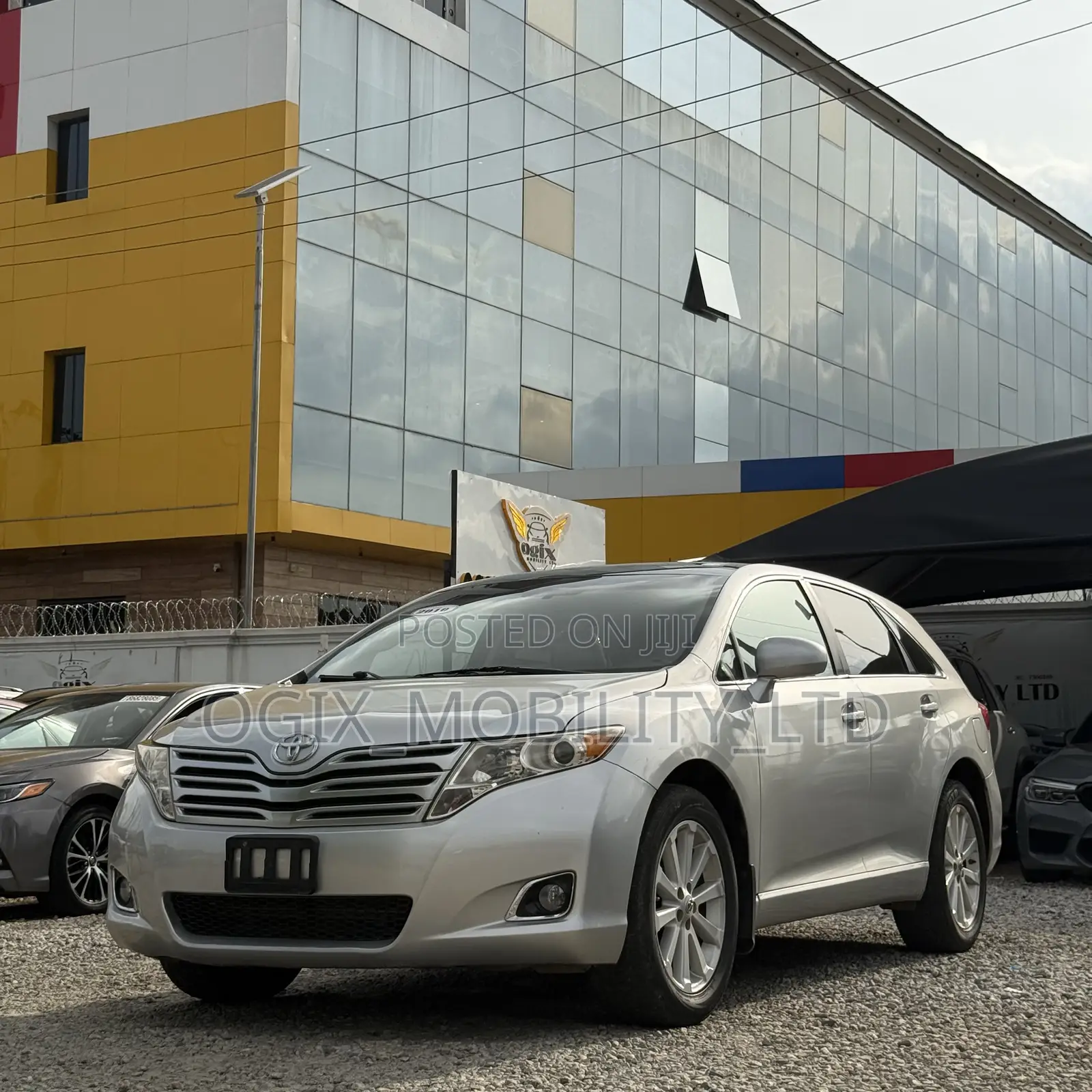 Toyota Venza AWD 2010 Silver