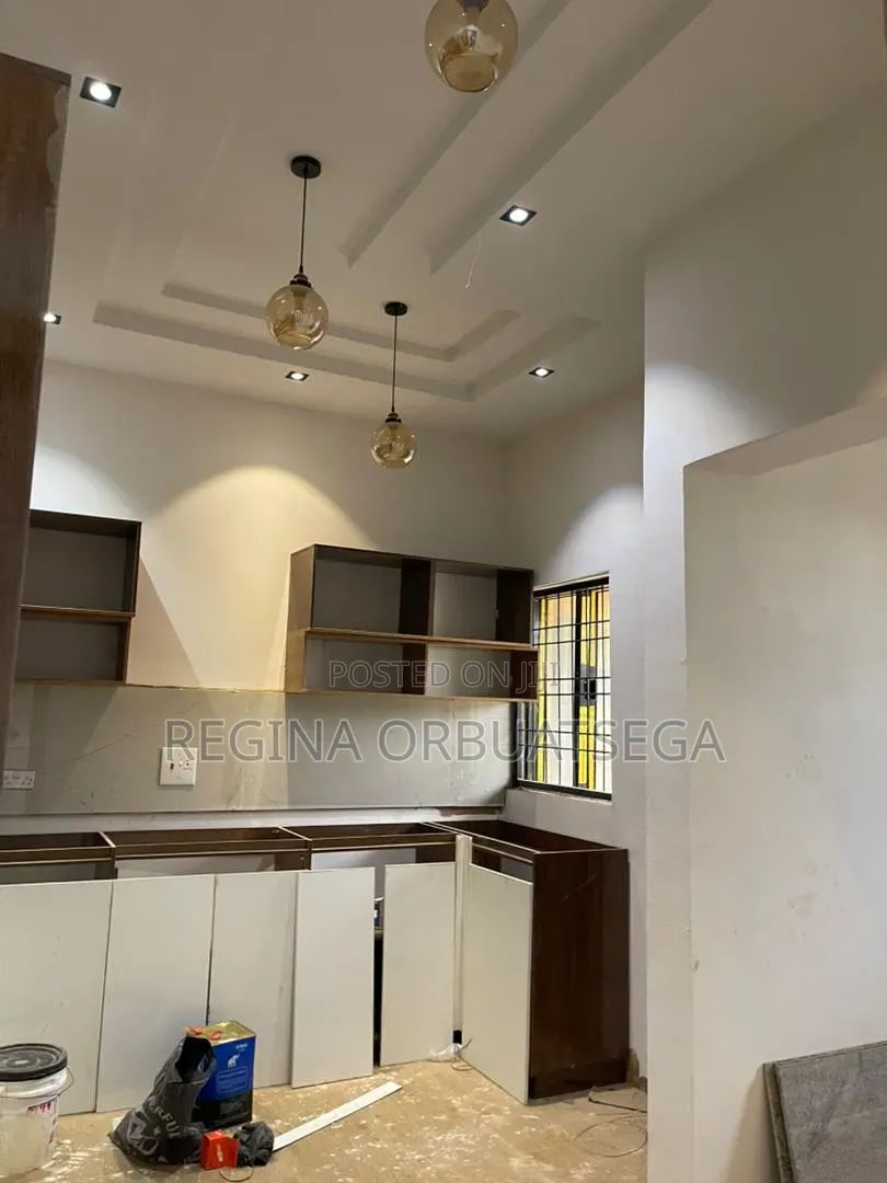 3bdrm Bungalow in Jos for sale