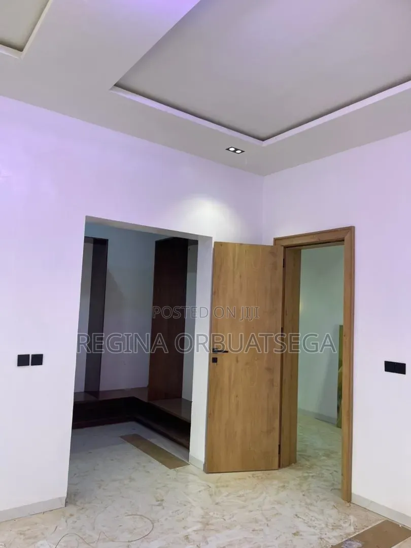 3bdrm Bungalow in Jos for sale