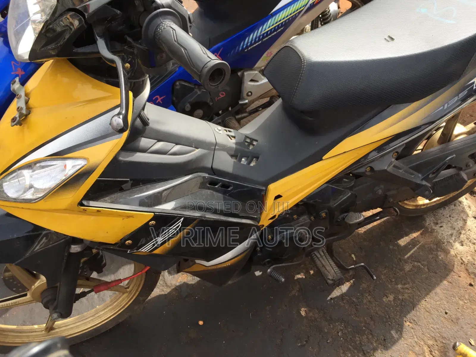 Yamaha Royal Star 2012 Yellow