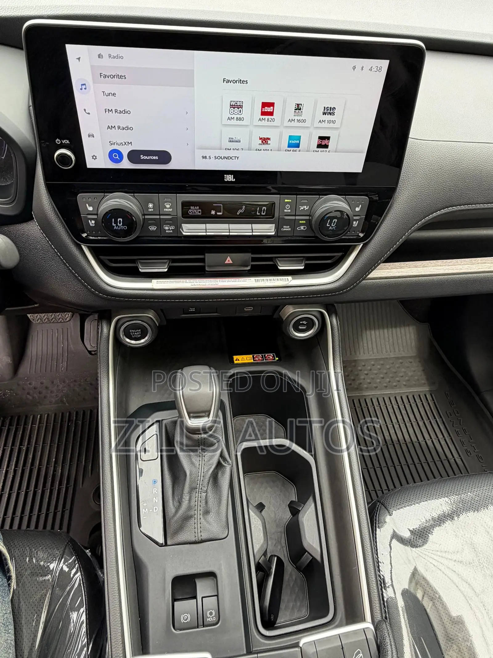 Toyota Highlander Limited AWD 2024 Silver