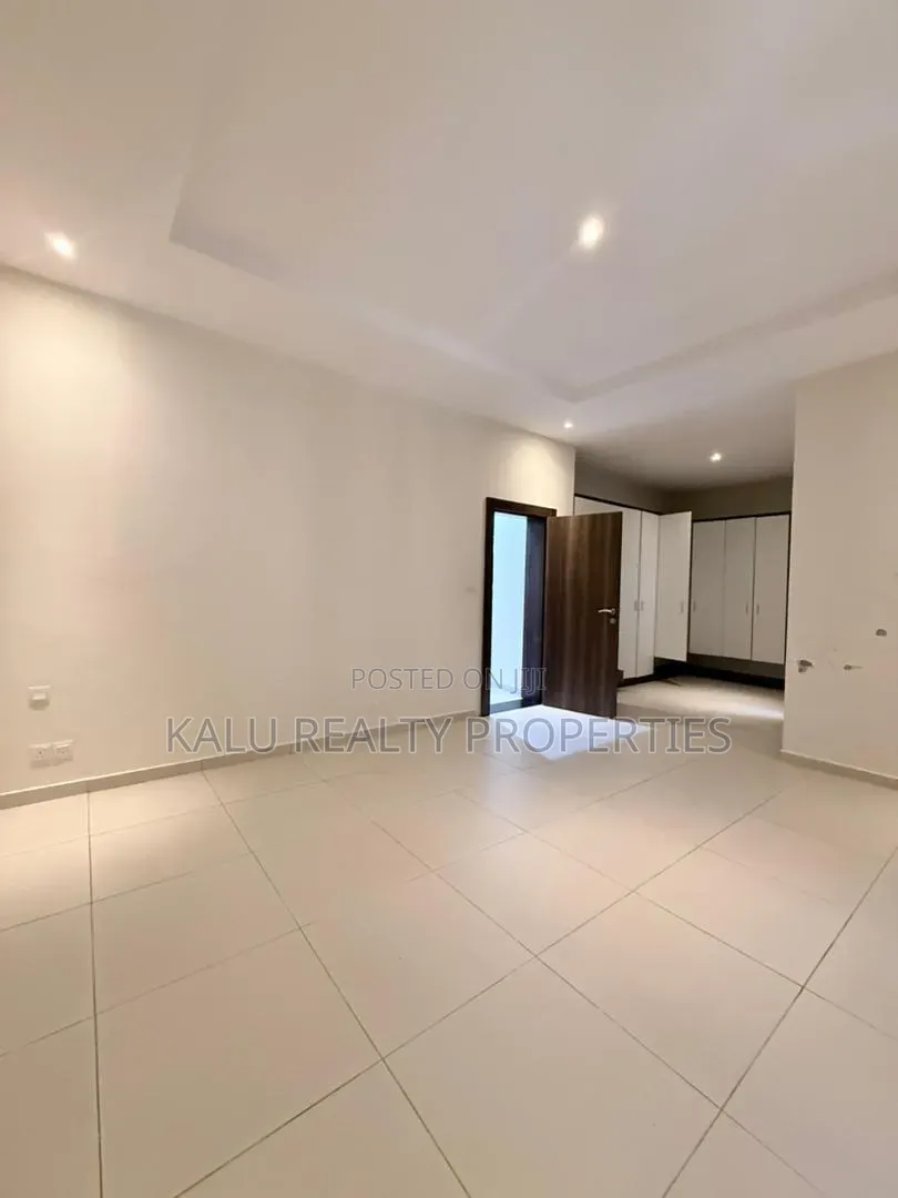 4bdrm Duplex in Ikate for rent