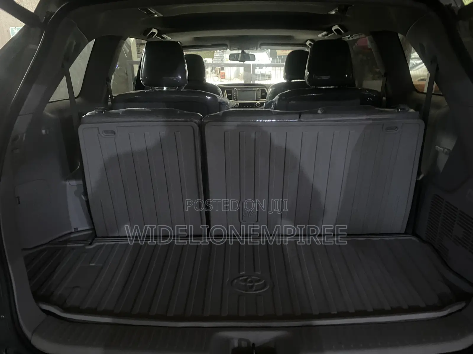 Toyota Highlander Limited 4x4 V6 (3.5L 6cyl 8A) 2017 Gray