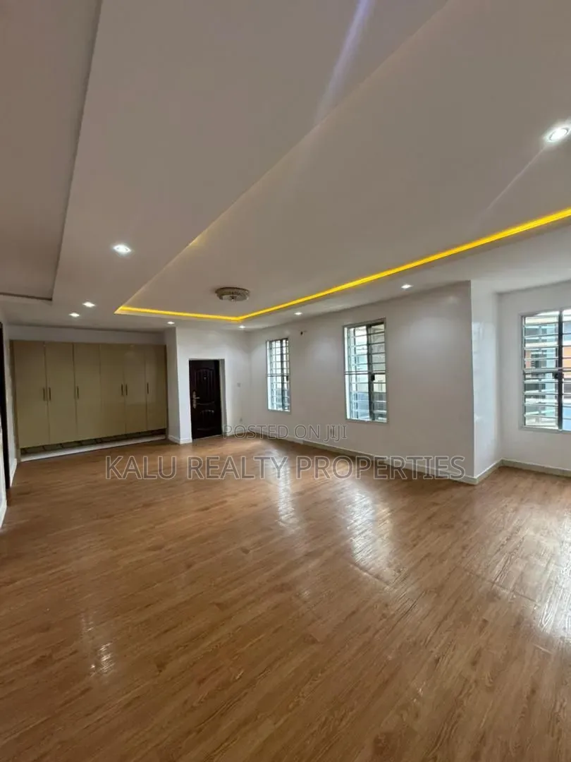 5bdrm Duplex in Ikate for rent