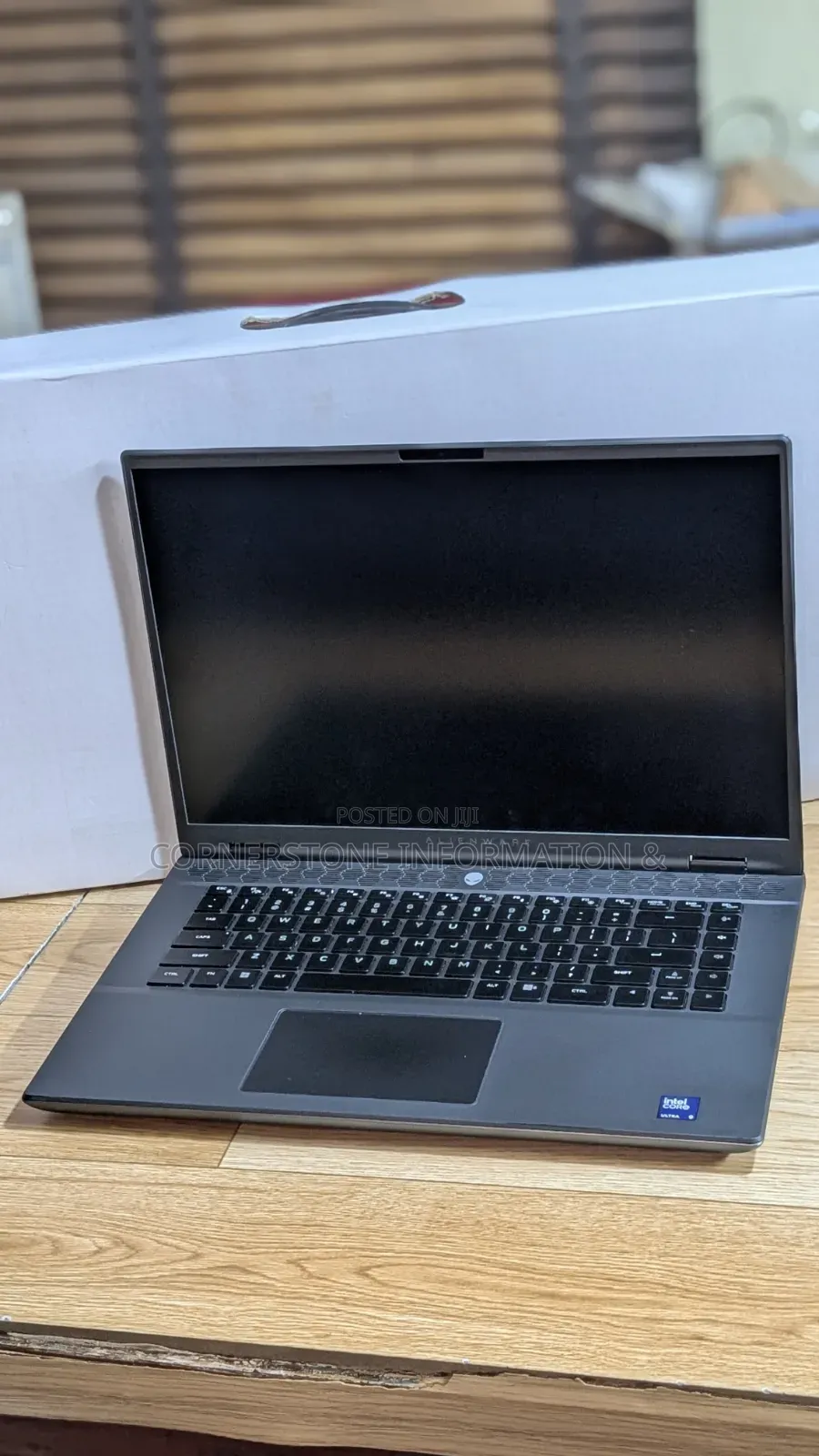 Laptop Alienware M16 R2 32GB Intel Core Ultra 9 SSD 1T