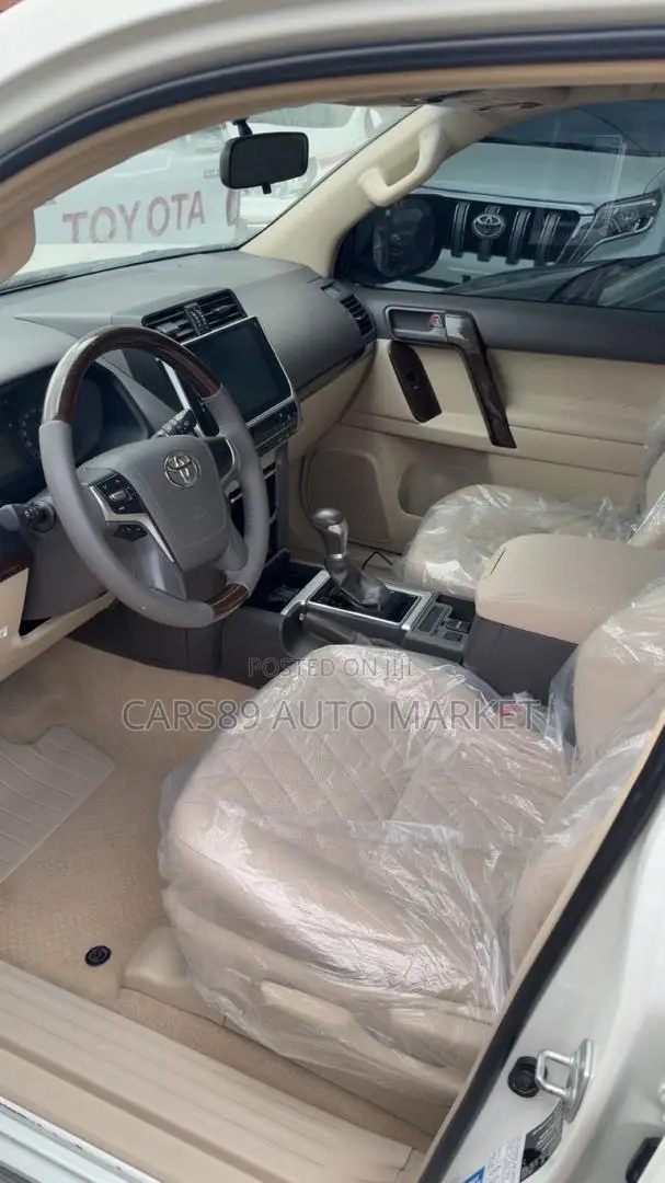 Toyota Land Cruiser Prado 2020 White