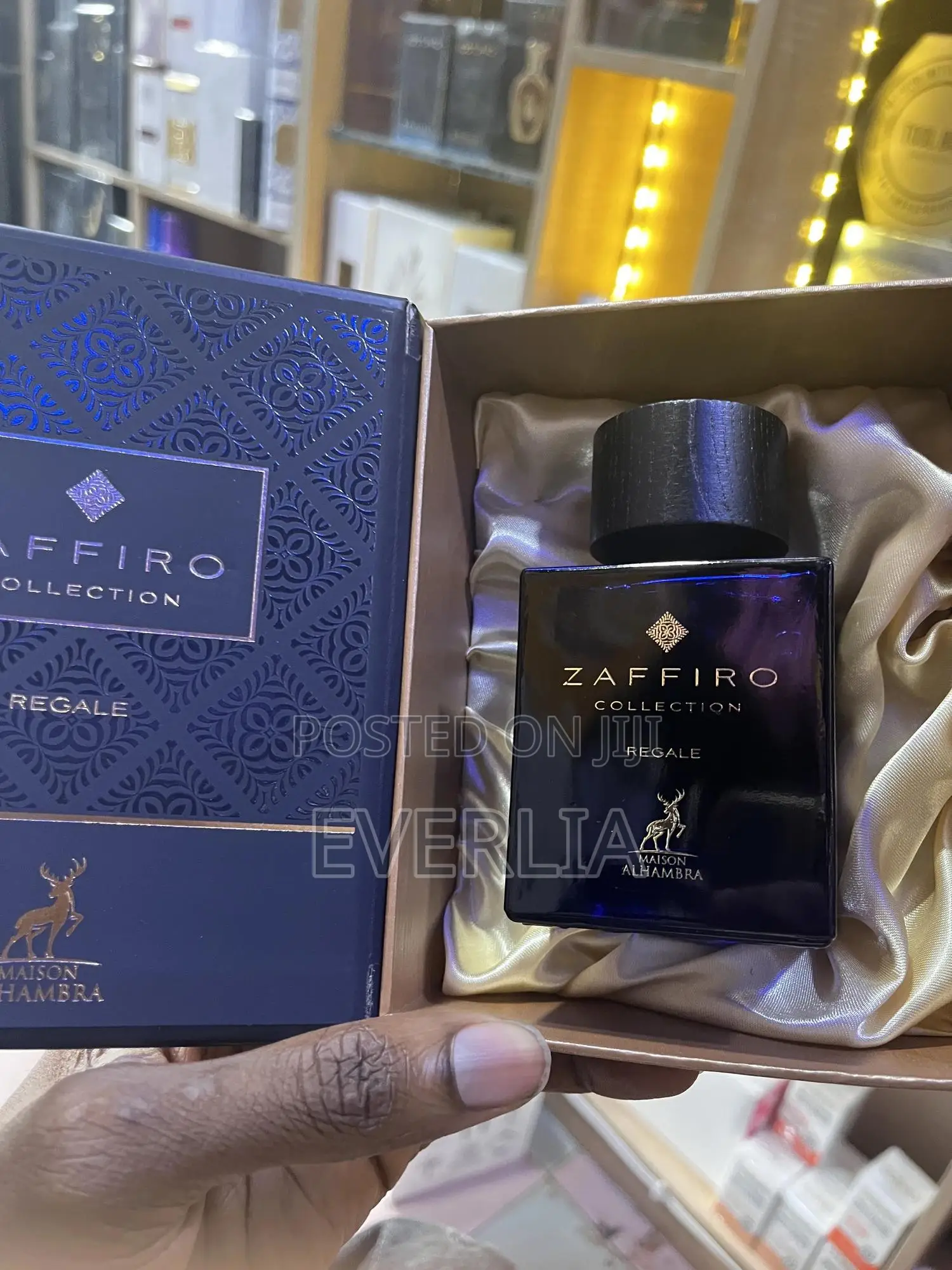 Zaffiro Regale by Maison Alhambra