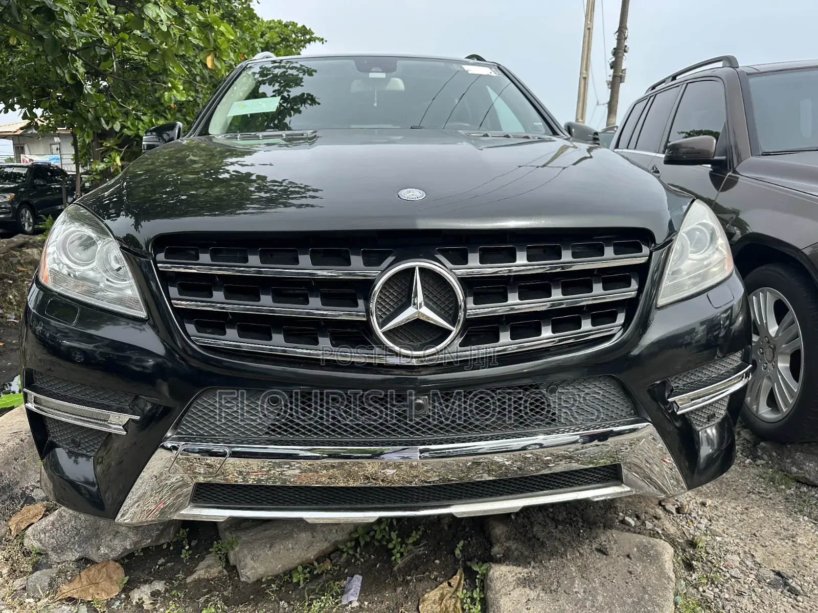 Mercedes-Benz M Class ML350 4dr SUV (3.5L 6cyl 7A) 2014 Black