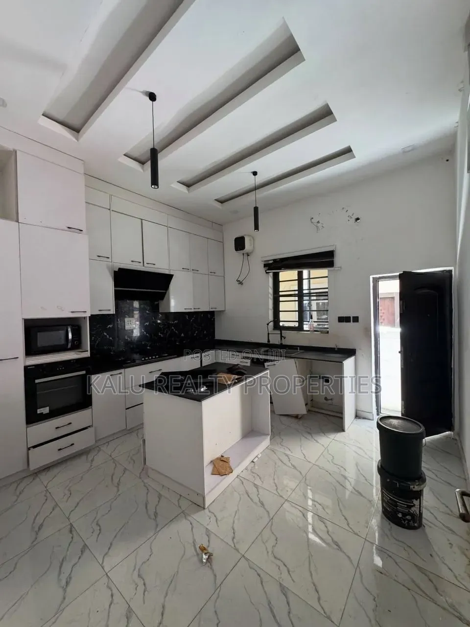 4bdrm Duplex in Idado for rent