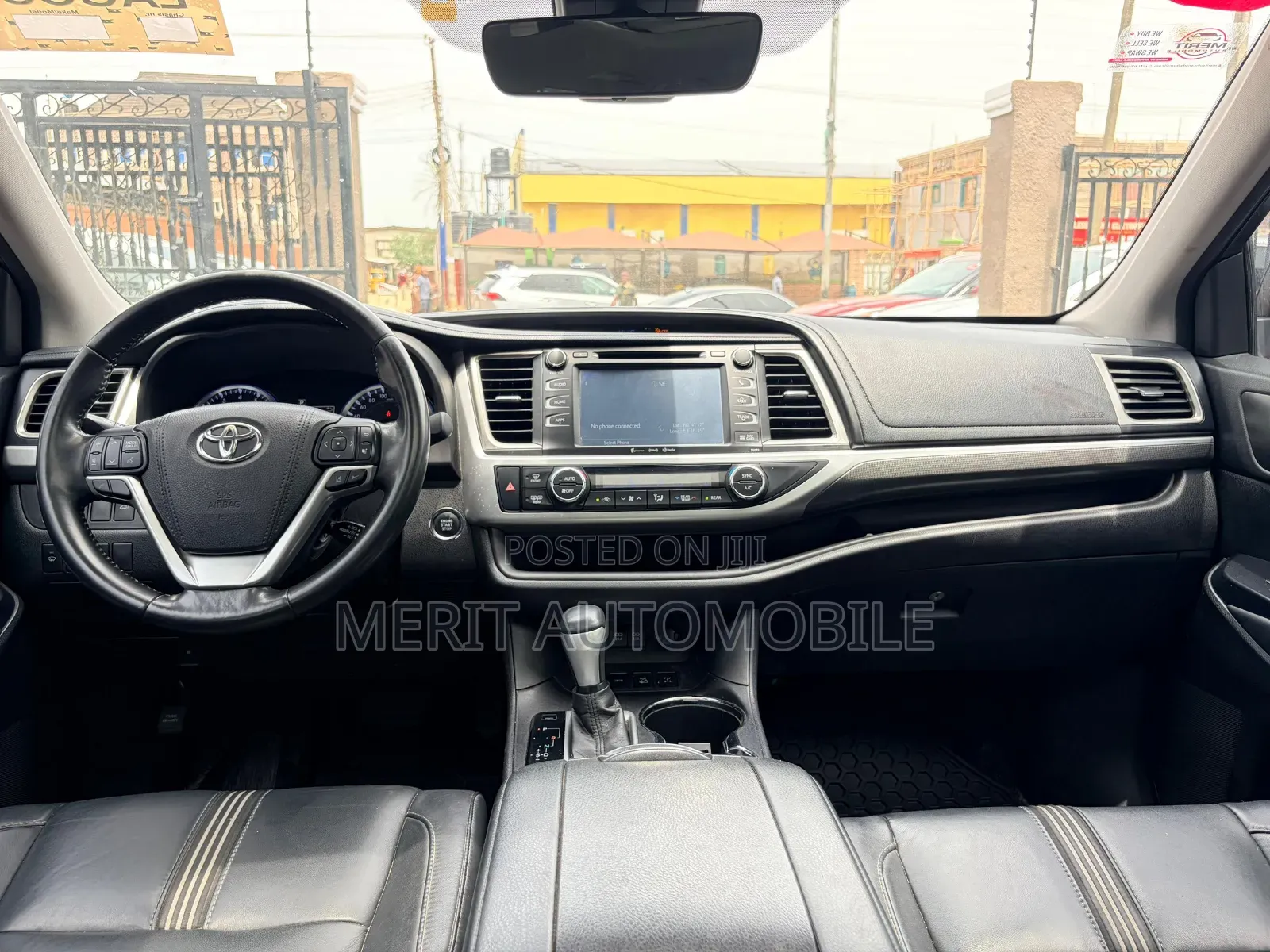 Toyota Highlander SE 4x2 V6 (3.5L 6cyl 8A) 2017 Black