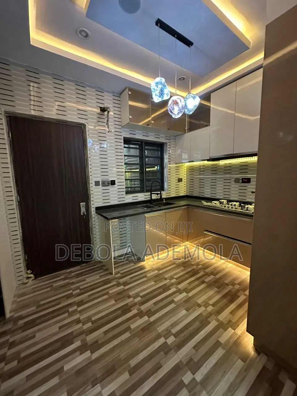 Furnished 4bdrm Duplex in Chevron Alternative for sale