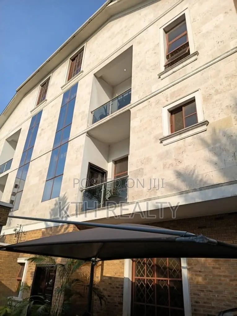 5bdrm Duplex in Ikoyi, Banana Island for rent