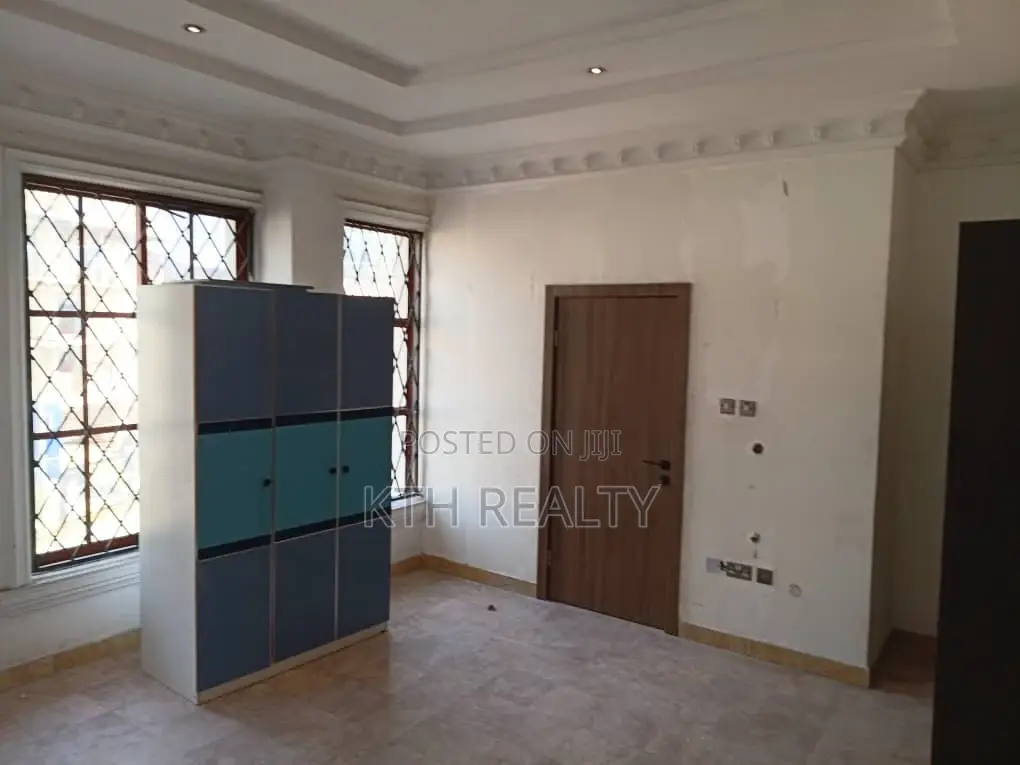 5bdrm Duplex in Ikoyi, Banana Island for rent