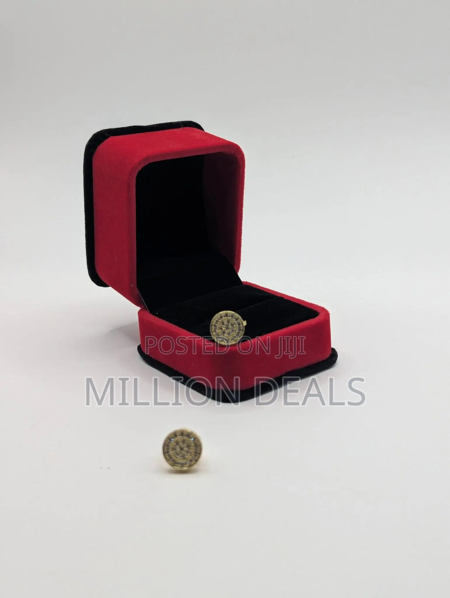 Magnetic Iced Studs Gold Men's Earrings