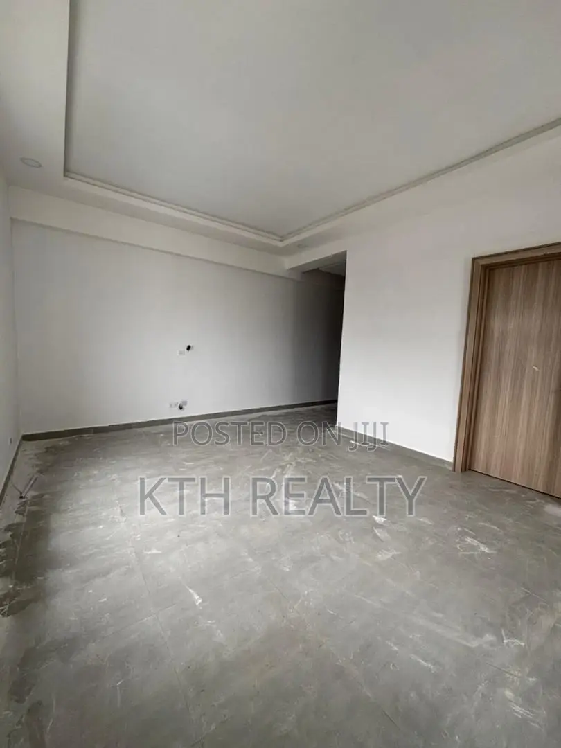 3bdrm Apartment in Lekki Phase 1 for rent