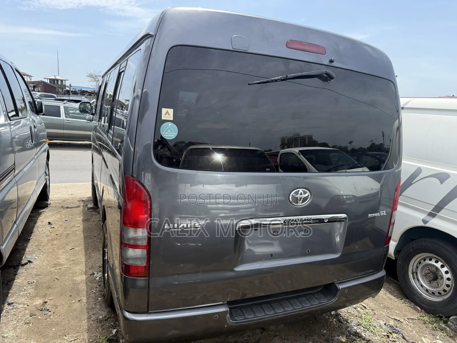 Toyota HiAce 2013 Grey