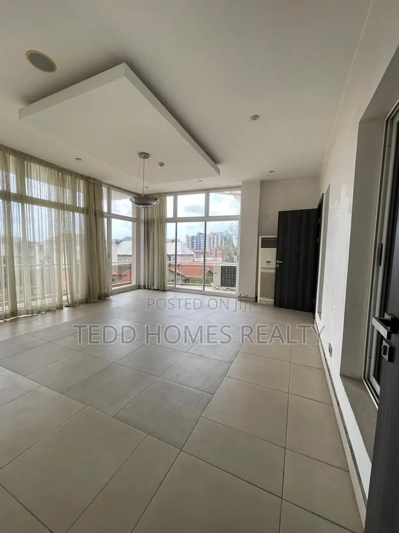 3bdrm Apartment in Ikoyi for rent