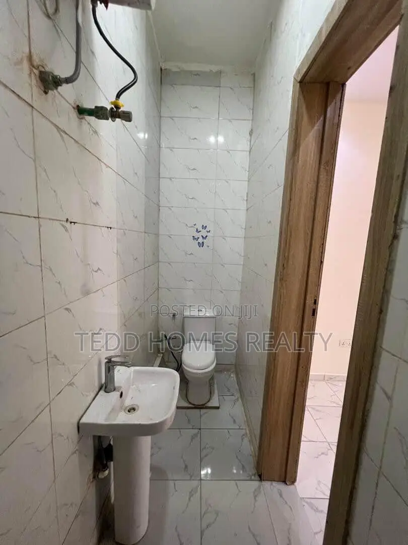 2bdrm Apartment in Ikate, Ilasan for rent