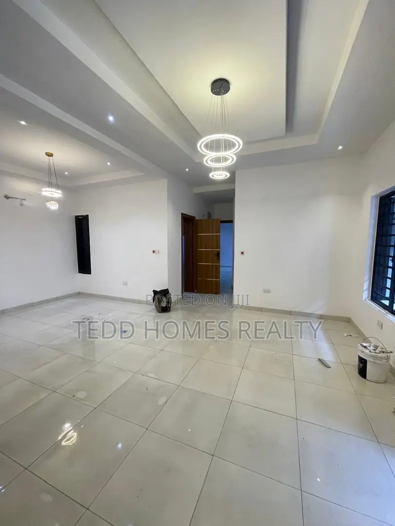 2bdrm Apartment in Ikate, Ilasan for rent