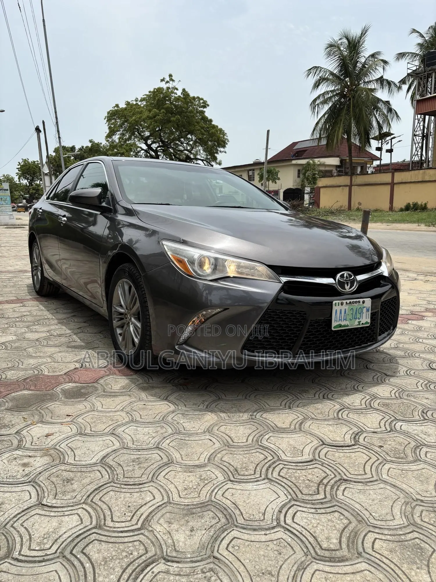 Toyota Camry 2016 Gray