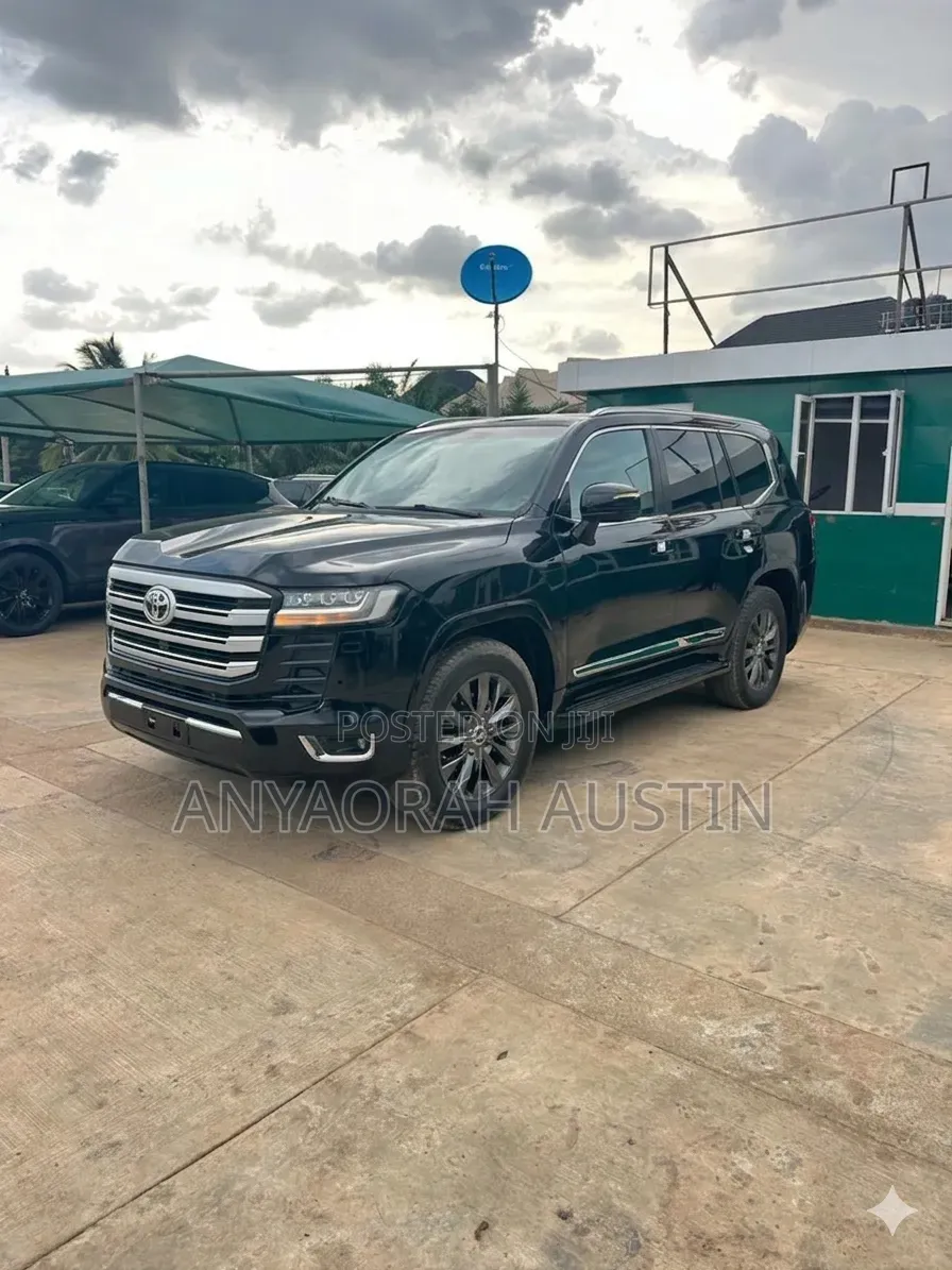 Toyota Land Cruiser 2014 Black