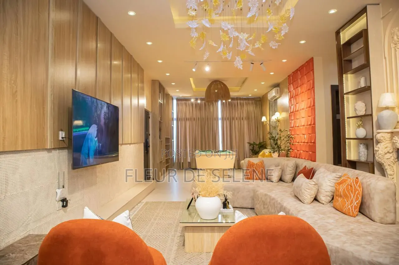 Furnished 3bdrm Apartment in Old Ikoyi, Lagos Island / Lagos Island